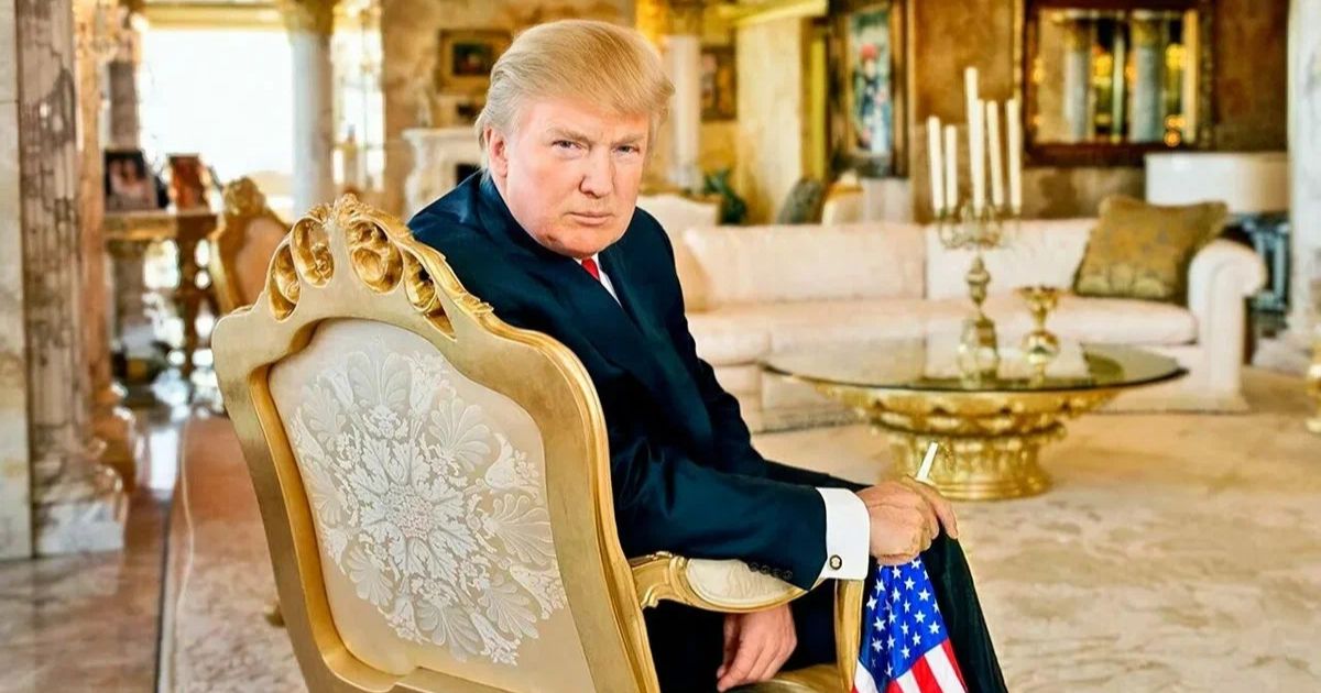 Chart comparing Donald Trump’s net worth estimates in 2025.